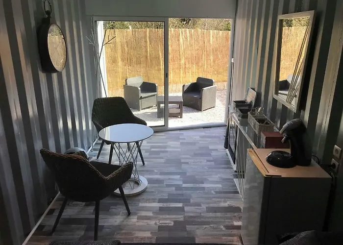 Hôtel accueillant les animaux: Les Docks Insolite&SPA
